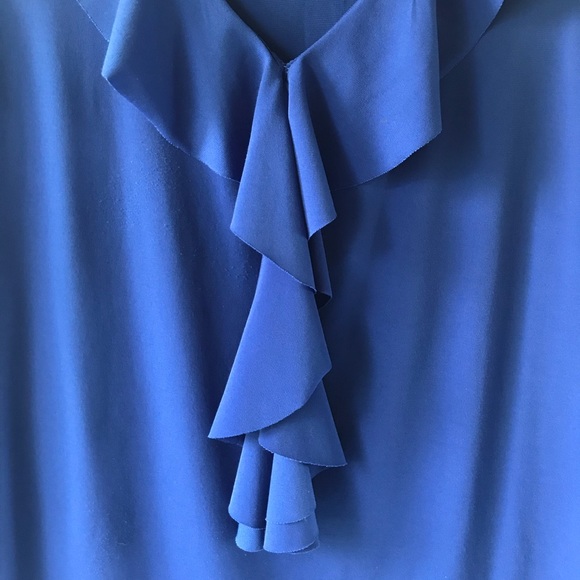 Dots Sleeveless Blouse - Picture 2 of 7